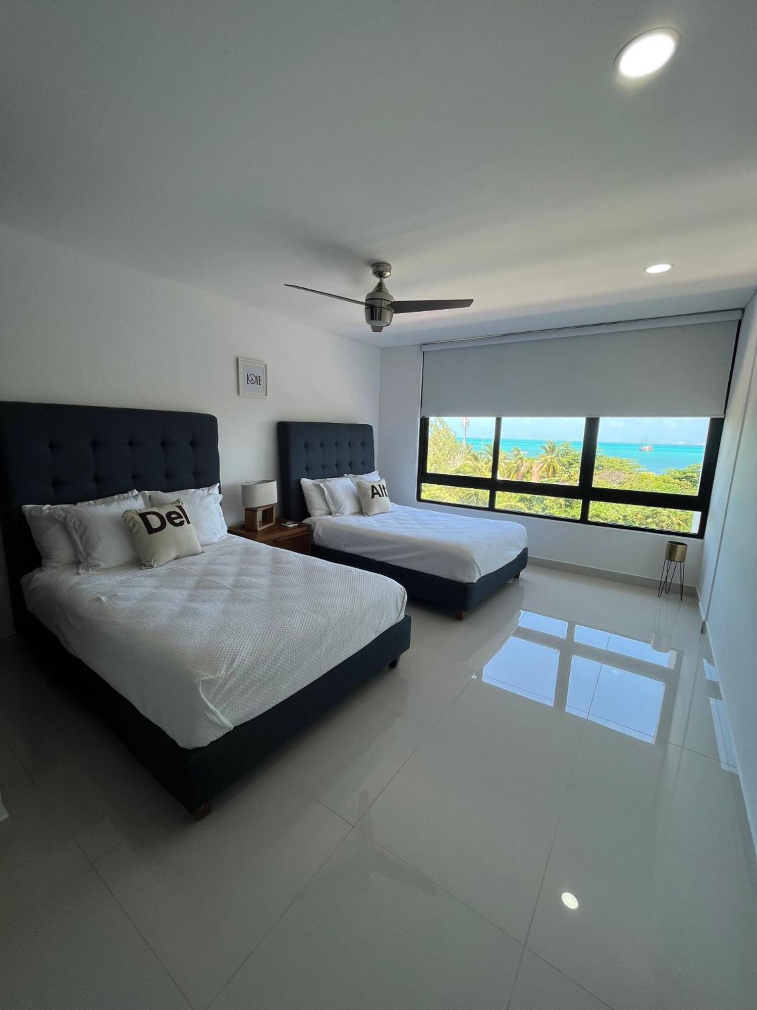 Ocean View Cancun Apartment Buitenkant foto